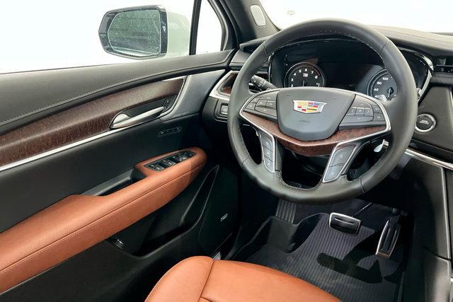 new 2025 Cadillac XT5 car, priced at $67,535