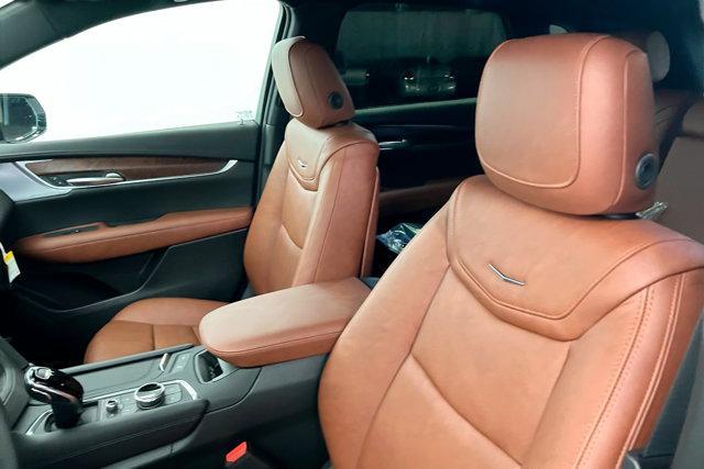 new 2025 Cadillac XT5 car, priced at $67,535