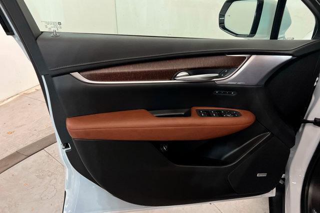 new 2025 Cadillac XT5 car, priced at $67,535