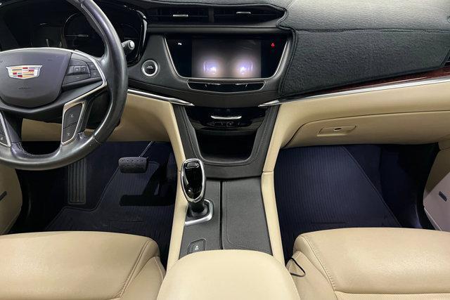 used 2018 Cadillac XT5 car, priced at $21,373