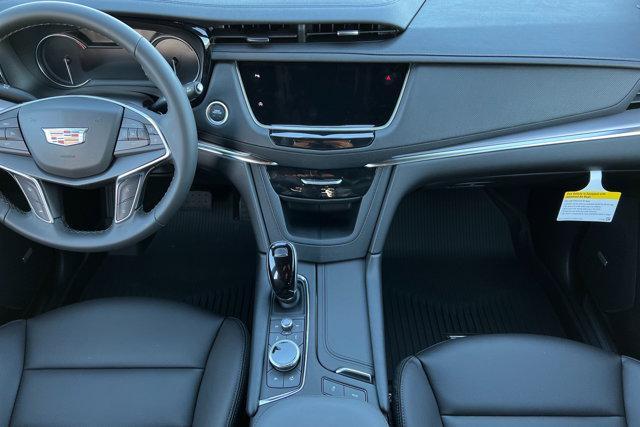 new 2025 Cadillac XT5 car, priced at $48,585