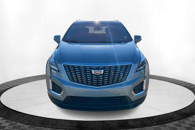new 2025 Cadillac XT5 car, priced at $48,585