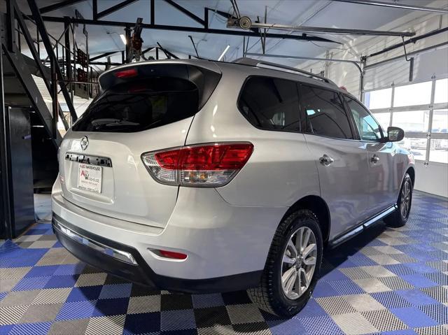 used 2016 Nissan Pathfinder car, priced at $12,999