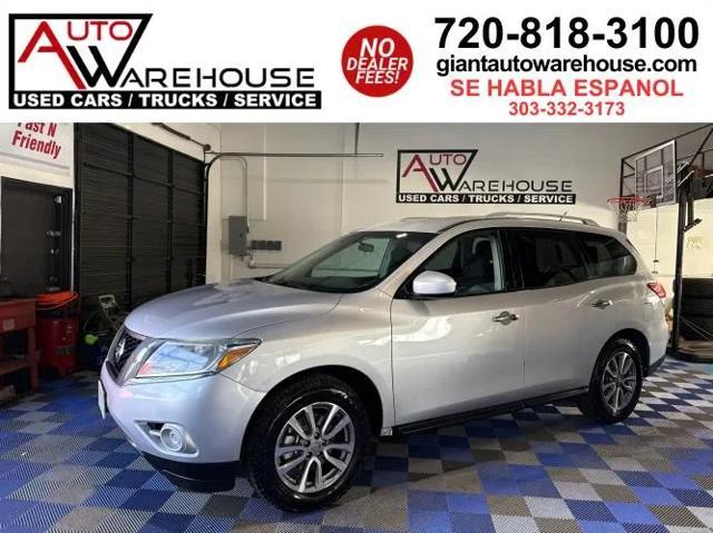 used 2016 Nissan Pathfinder car, priced at $12,999