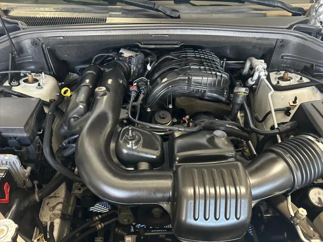 used 2015 Jeep Grand Cherokee car, priced at $14,988