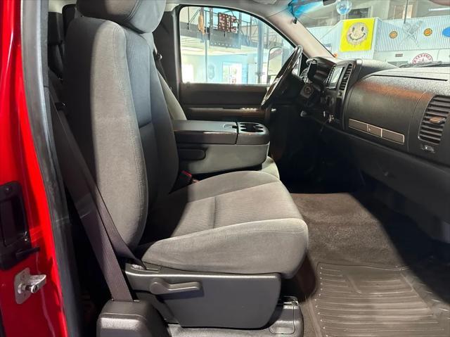 used 2009 GMC Sierra 2500 car, priced at $16,988