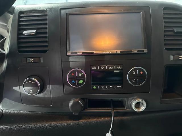 used 2009 GMC Sierra 2500 car, priced at $16,988