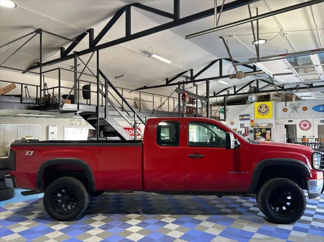 used 2009 GMC Sierra 2500 car, priced at $16,988