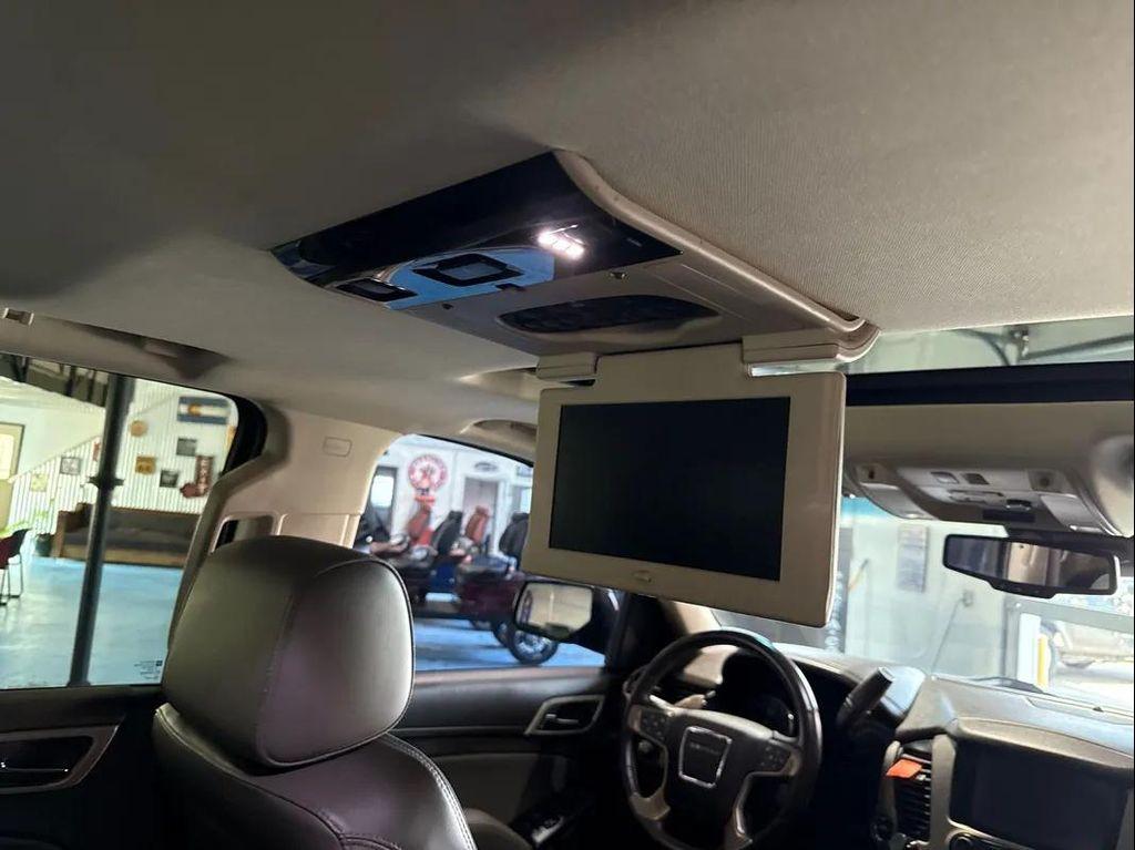 used 2015 GMC Yukon car, priced at $22,988