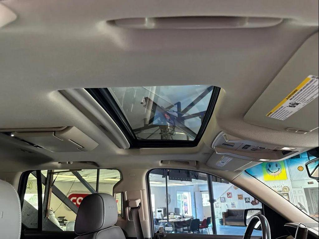 used 2015 GMC Yukon car, priced at $22,988