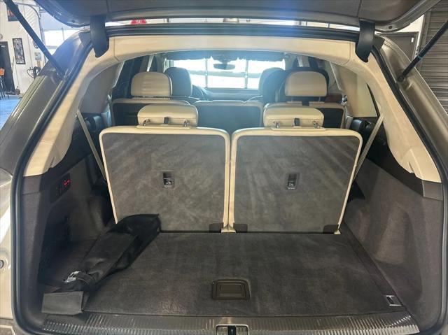 used 2017 Audi Q7 car, priced at $19,450