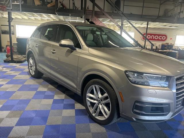used 2017 Audi Q7 car, priced at $19,450