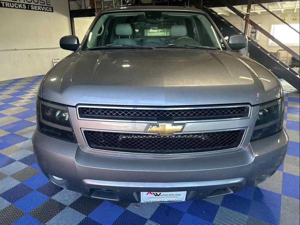 used 2007 Chevrolet Avalanche car, priced at $7,988