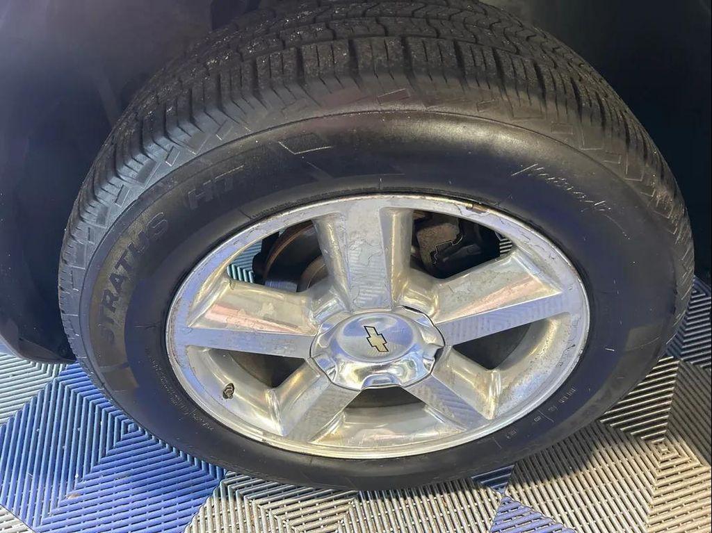 used 2007 Chevrolet Avalanche car, priced at $7,988