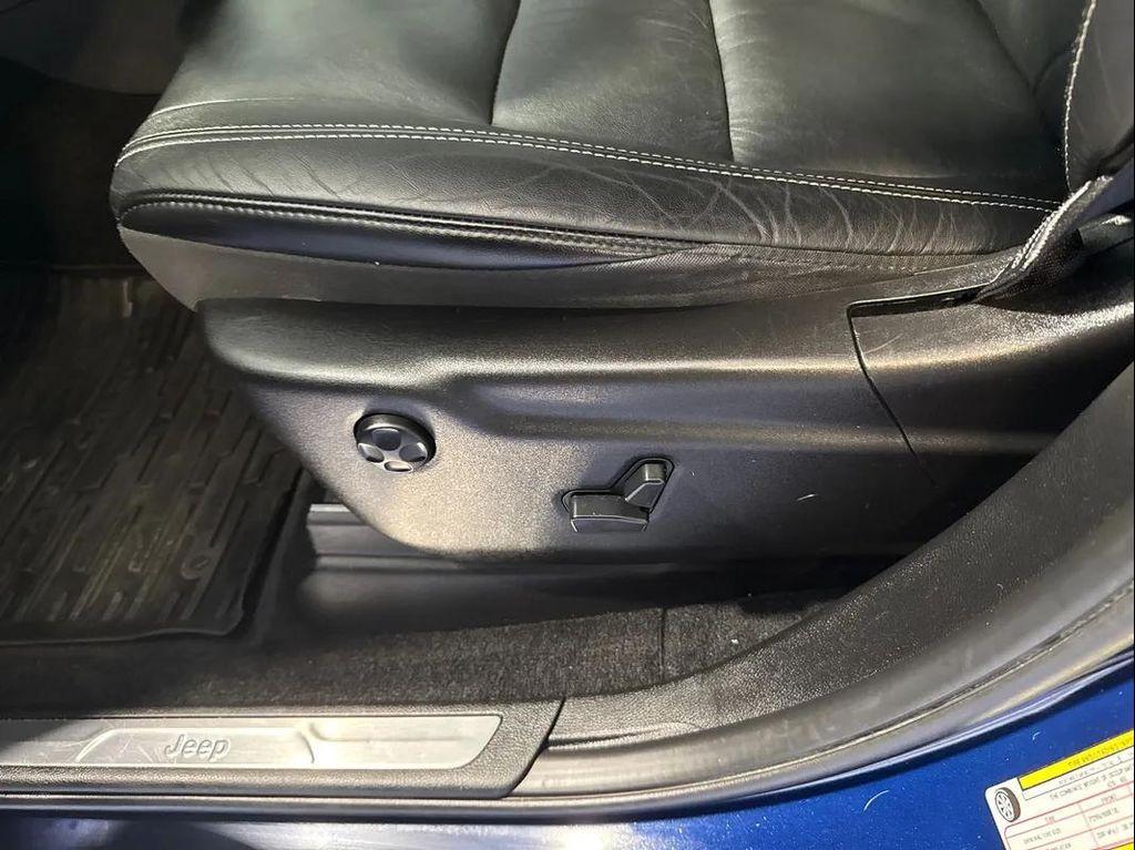 used 2014 Jeep Grand Cherokee car, priced at $14,988