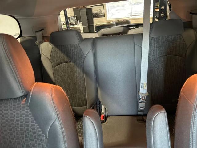 used 2017 Chevrolet Traverse car, priced at $14,488