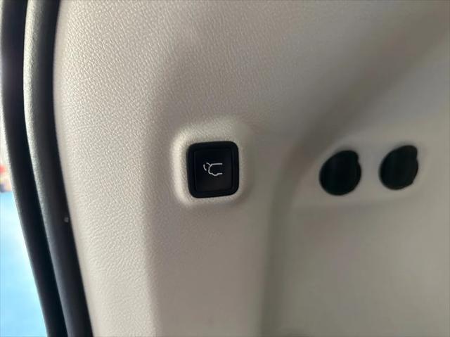 used 2020 Jeep Cherokee car, priced at $22,988