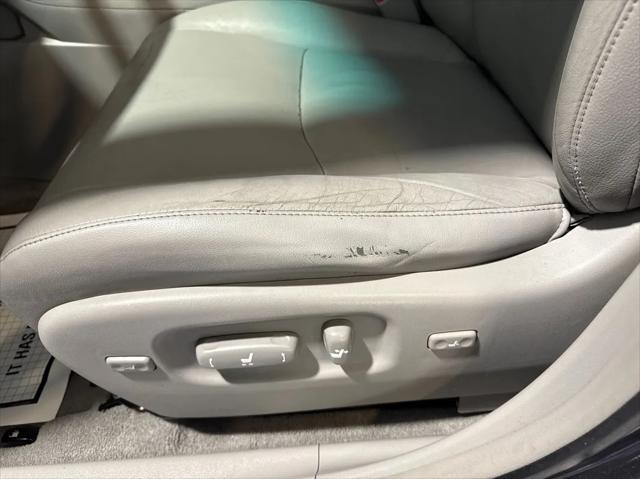 used 2009 Toyota Highlander car, priced at $10,988