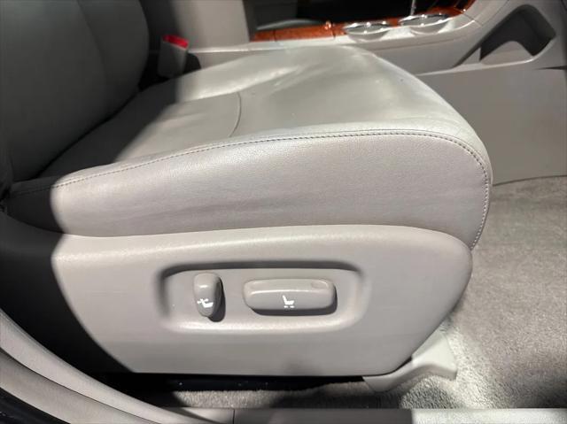 used 2009 Toyota Highlander car, priced at $10,988