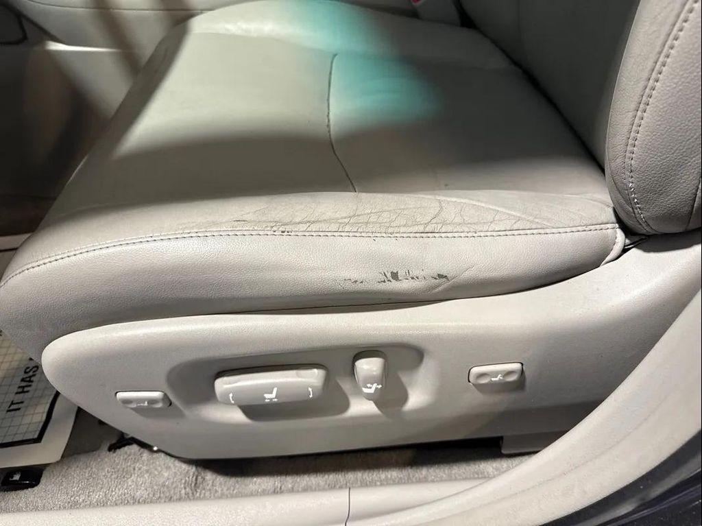 used 2009 Toyota Highlander car, priced at $10,988