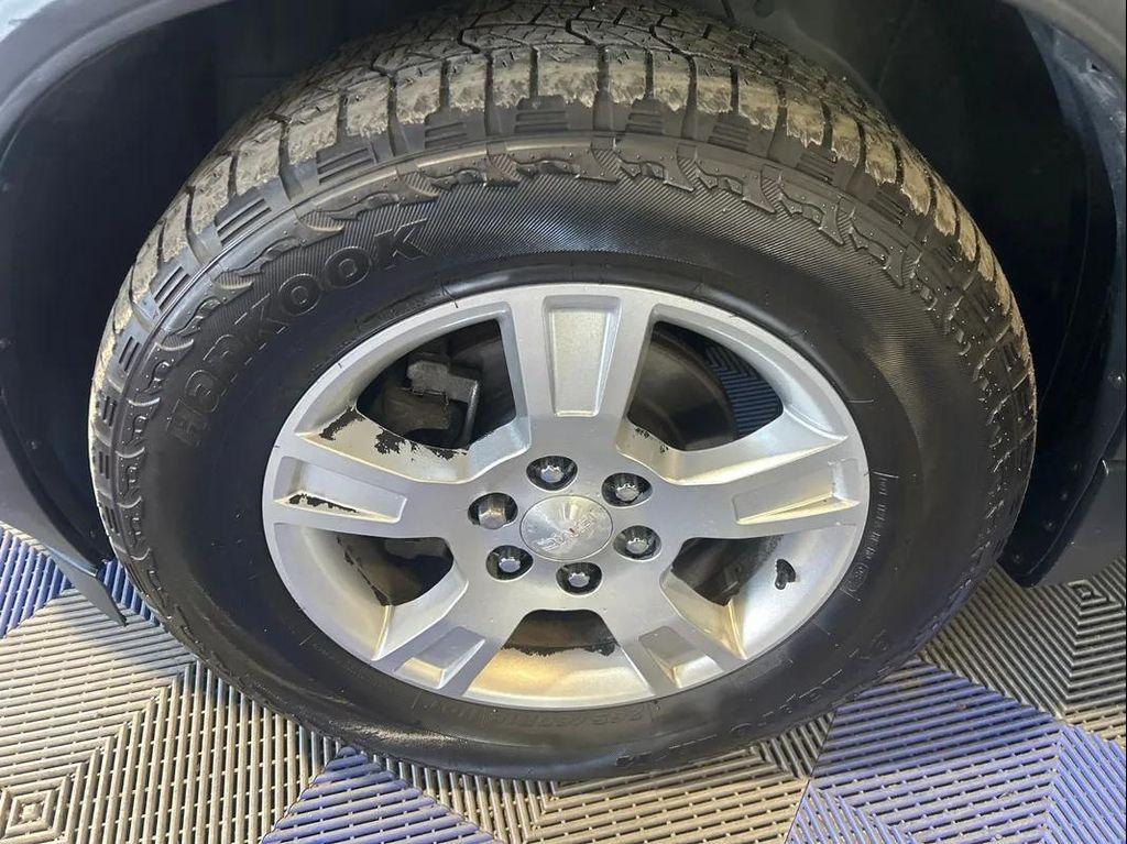 used 2012 GMC Acadia car, priced at $8,998