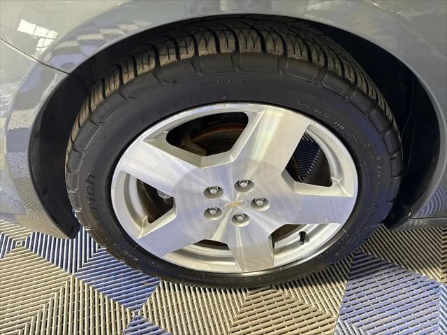 used 2009 Chevrolet Malibu car, priced at $8,988