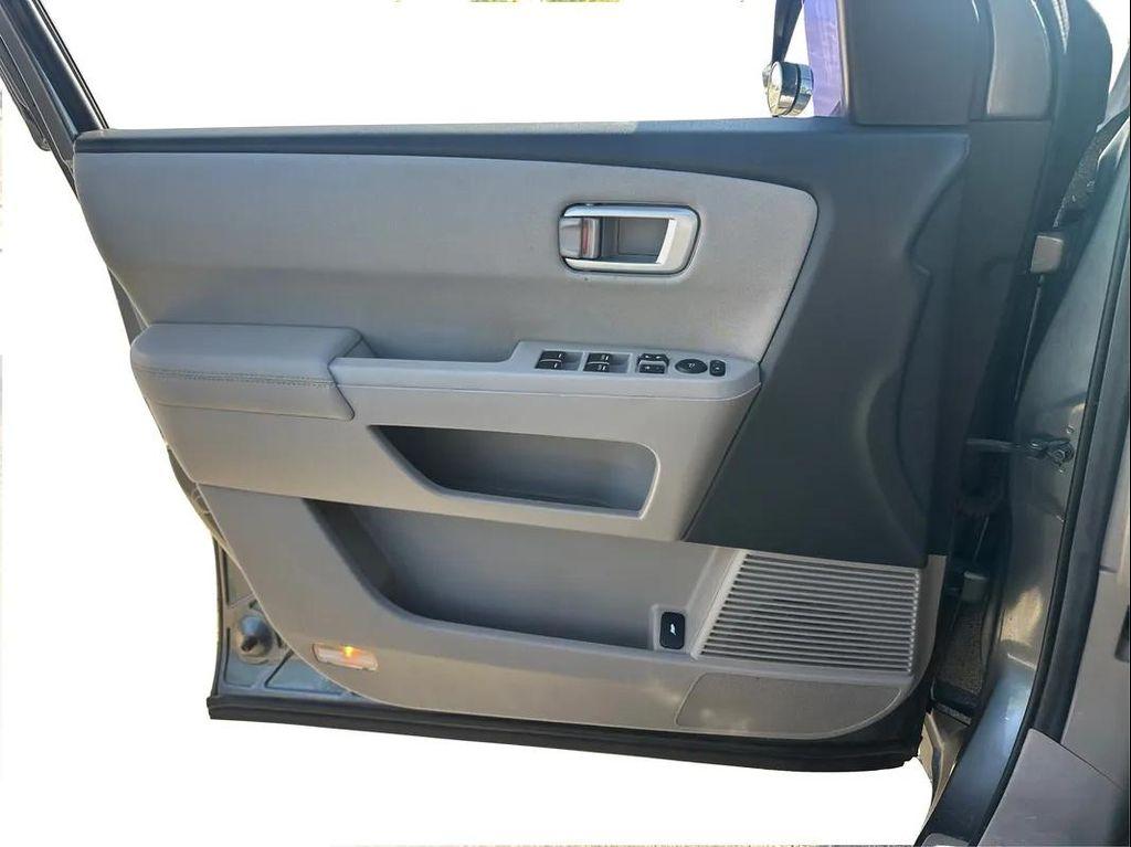 used 2013 Honda Pilot car, priced at $12,998