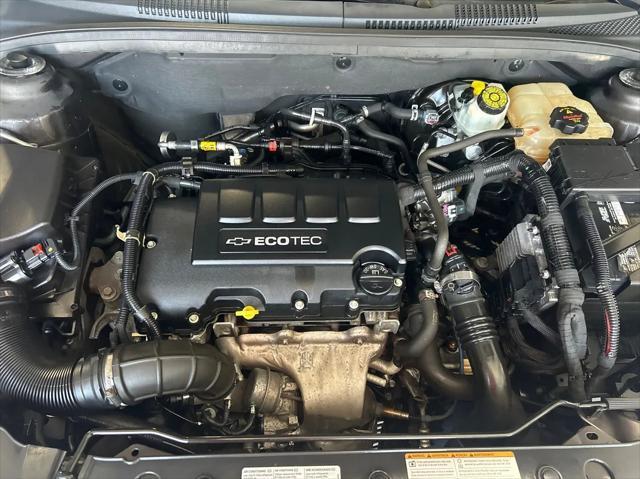 used 2014 Chevrolet Cruze car, priced at $10,999