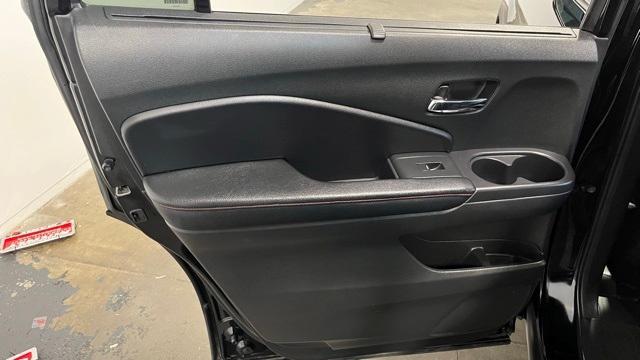 used 2021 Honda Pilot car, priced at $26,000