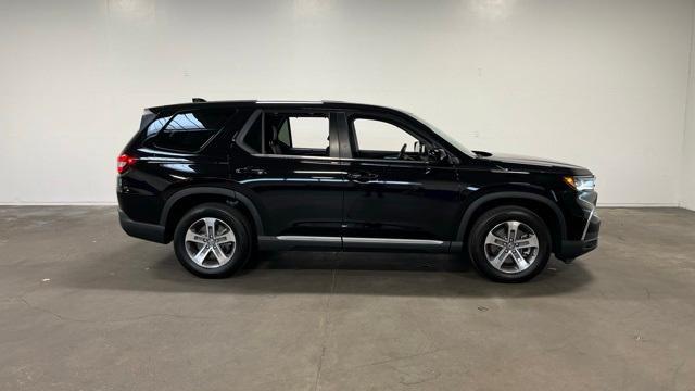 used 2024 Honda Pilot car, priced at $43,900