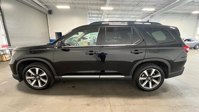 used 2024 Honda Pilot car, priced at $42,478