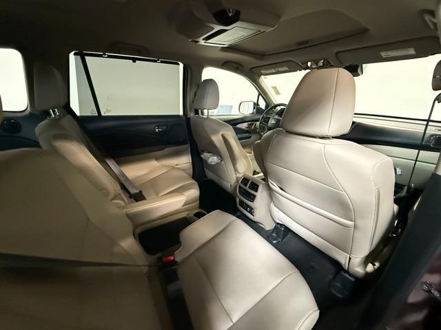 used 2022 Honda Pilot car, priced at $31,995