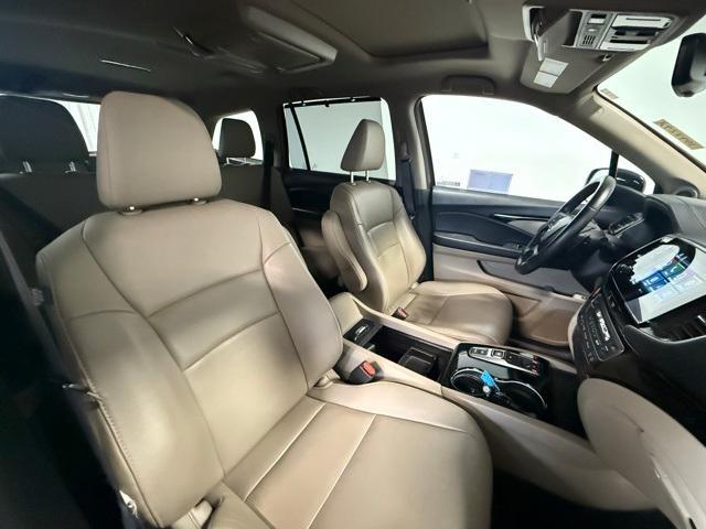 used 2022 Honda Pilot car, priced at $31,995