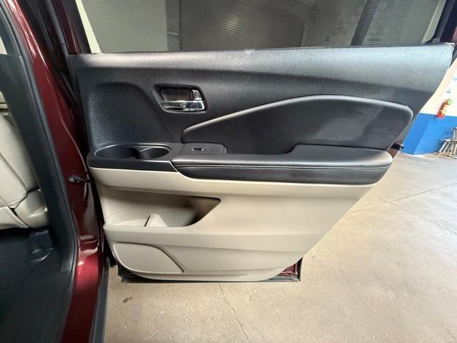 used 2022 Honda Pilot car, priced at $31,995