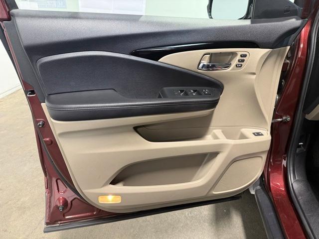 used 2022 Honda Pilot car, priced at $31,995