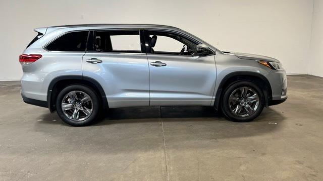 used 2018 Toyota Highlander car, priced at $29,971