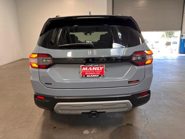 used 2025 Honda Pilot car, priced at $43,943