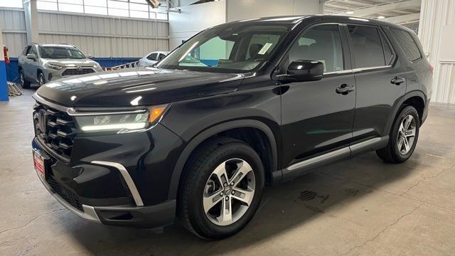 used 2023 Honda Pilot car, priced at $37,916