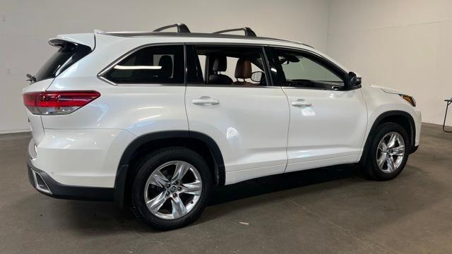 used 2019 Toyota Highlander car, priced at $28,983