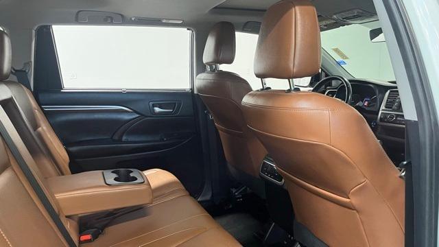 used 2019 Toyota Highlander car, priced at $28,983