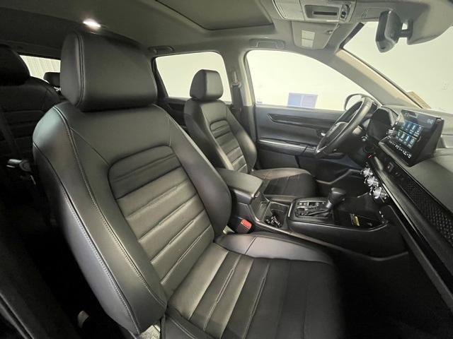 used 2025 Honda CR-V car, priced at $34,400