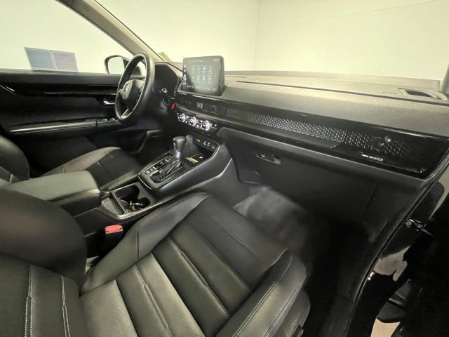 used 2025 Honda CR-V car, priced at $34,400