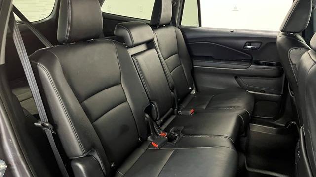 used 2021 Honda Pilot car, priced at $31,793