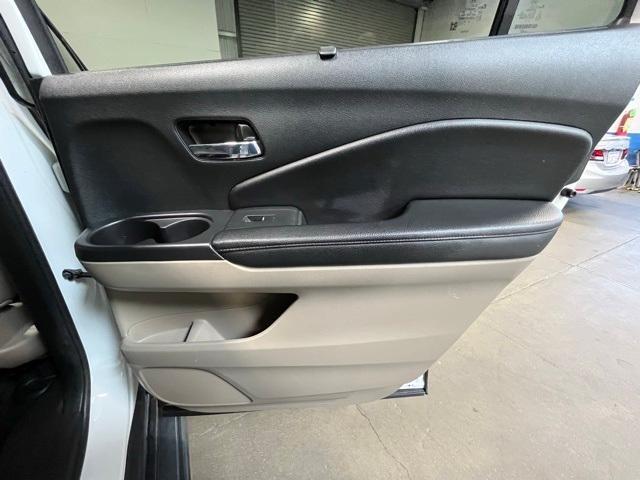 used 2022 Honda Pilot car, priced at $35,335
