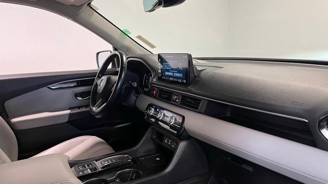 used 2023 Honda Pilot car, priced at $39,950