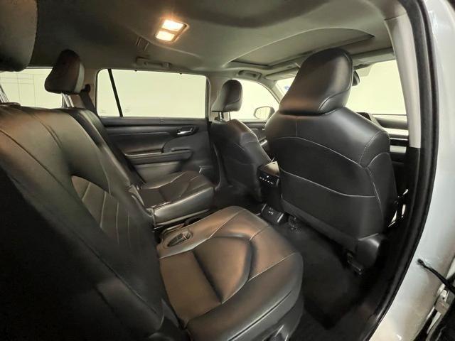 used 2023 Toyota Highlander car, priced at $33,542