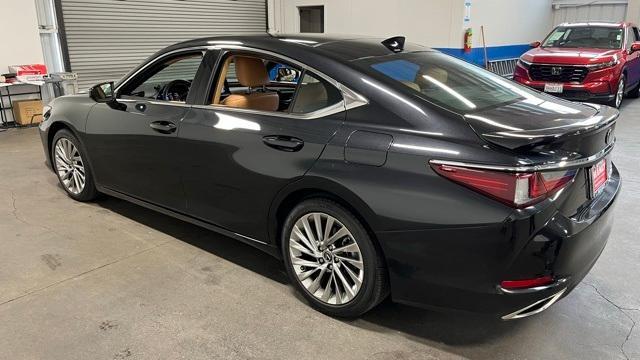 used 2022 Lexus ES 350 car, priced at $40,907