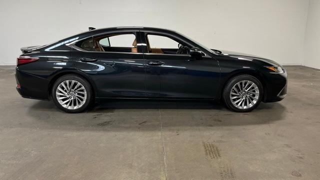 used 2022 Lexus ES 350 car, priced at $40,907