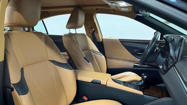 used 2022 Lexus ES 350 car, priced at $40,907