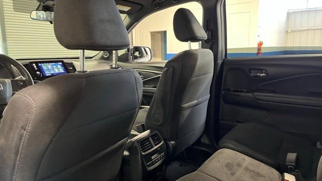 used 2022 Honda Pilot car, priced at $30,463